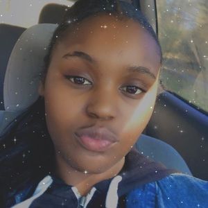 Meet your Posher, Shayla